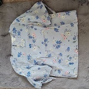 H&M- Blue and white stripe tee with floral pattern